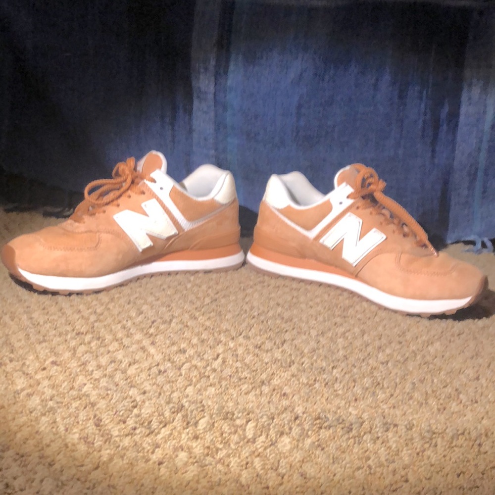 Peach pink New Balance